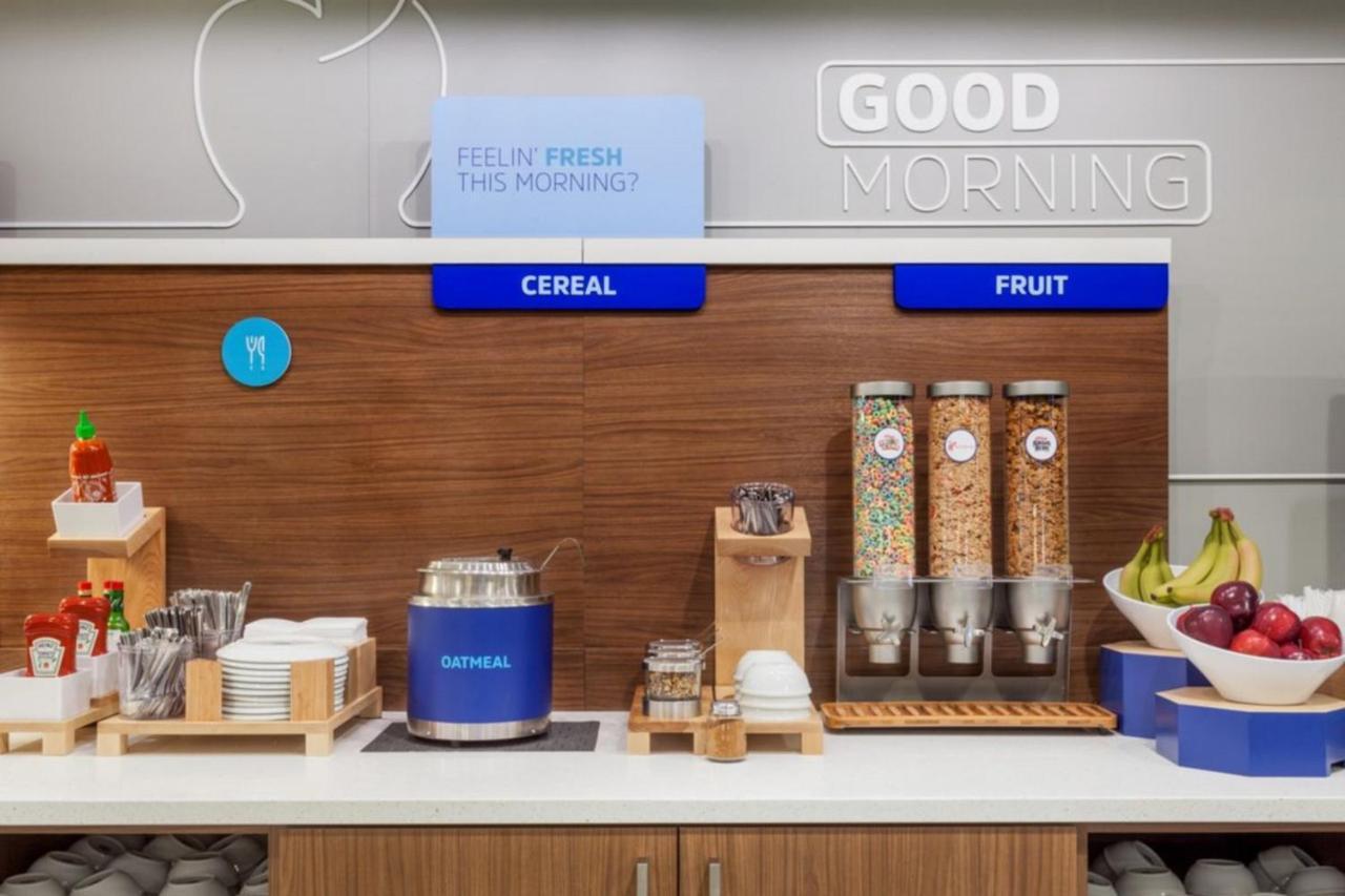 Holiday Inn Express - Newark Airport - Elizabeth By Ihg Zewnętrze zdjęcie